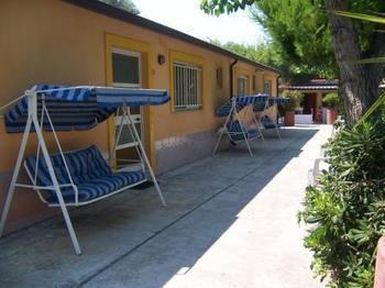 La Pietra Bianca Hotel Marina di Gioiosa Ionica Bagian luar foto